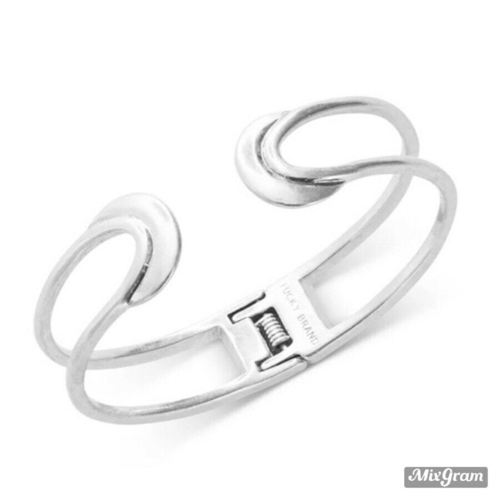 Lucky Brand Crescent Cuff Bracelet Hinge Closure